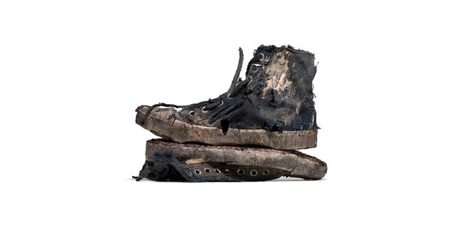 Balenciaga Paris: las zapatillas destrozadas valen