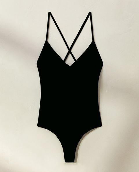 Leve Posdata Alergia 7 bañadores y bikinis minimal y elegantes que vende Zara Home