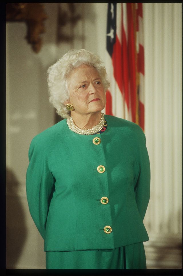 143311 01 first lady barbara bush attends an awards ceremony december 11, 1992 in washington, dc bush is involved in several charities and believes that increased literacy would reduce other social ills photo by dirck halsteadliaison