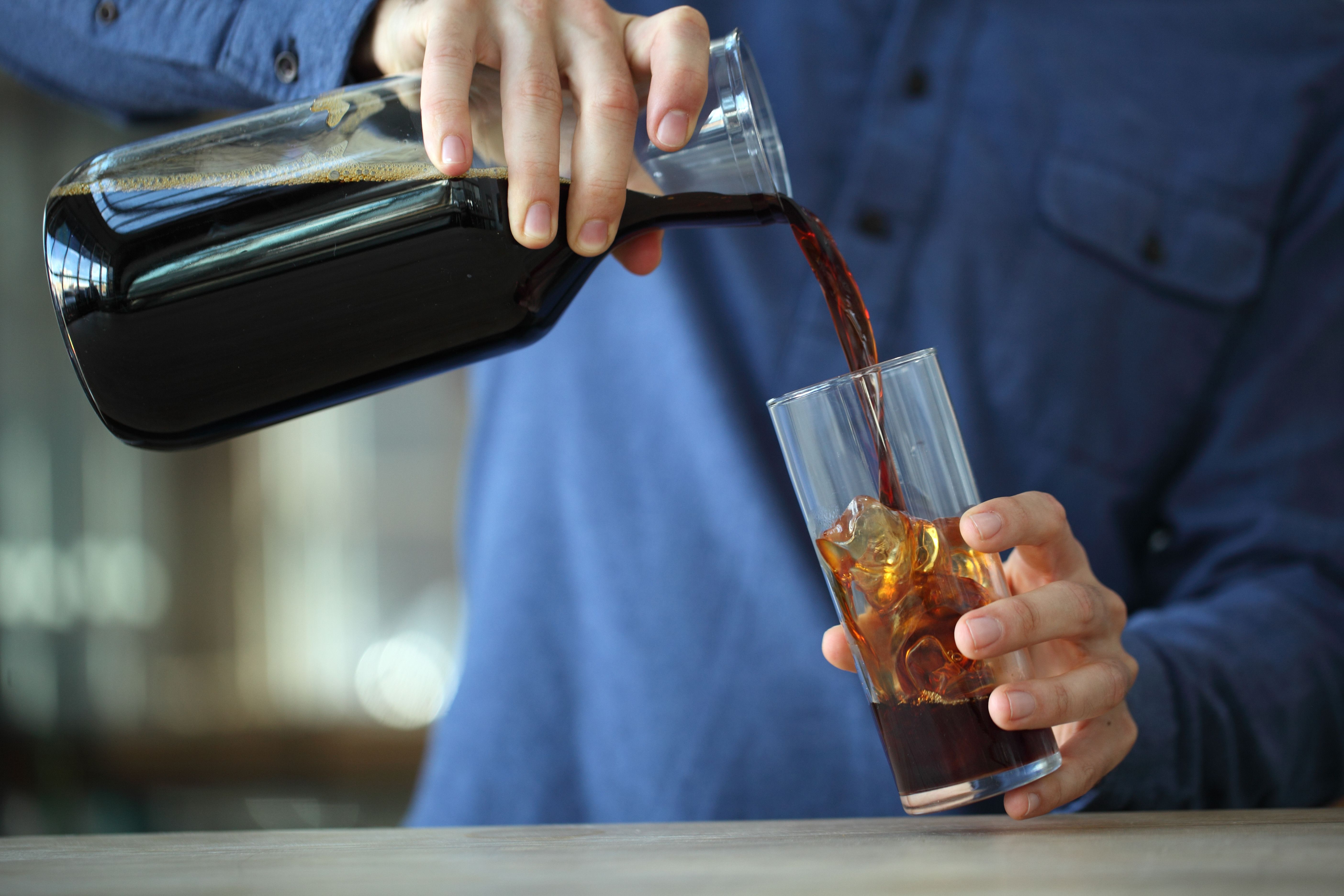 What's The Difference Between Iced Coffee & Cold Brew? — Iced Coffee Vs.  Cold Brew