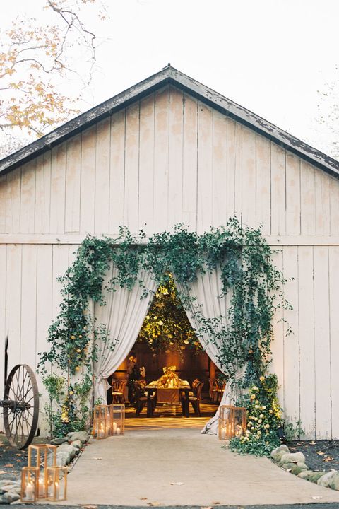 44 Outdoor Wedding Ideas Decorations For A Fun Outside Spring Wedding
