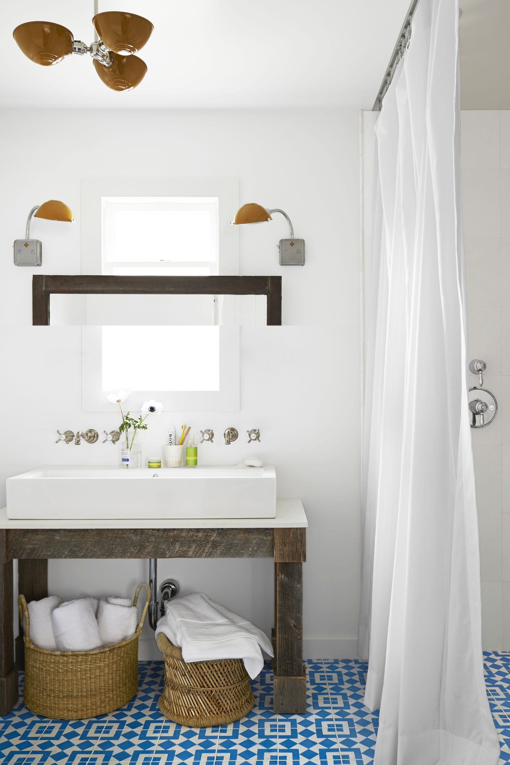 minimalist bathroom storage ideas