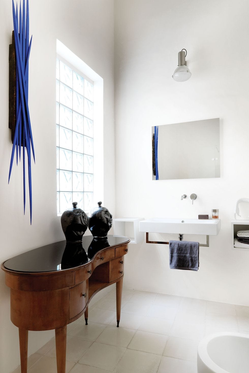 Más de 10 ideas creativas para mejorar tu baño con arte