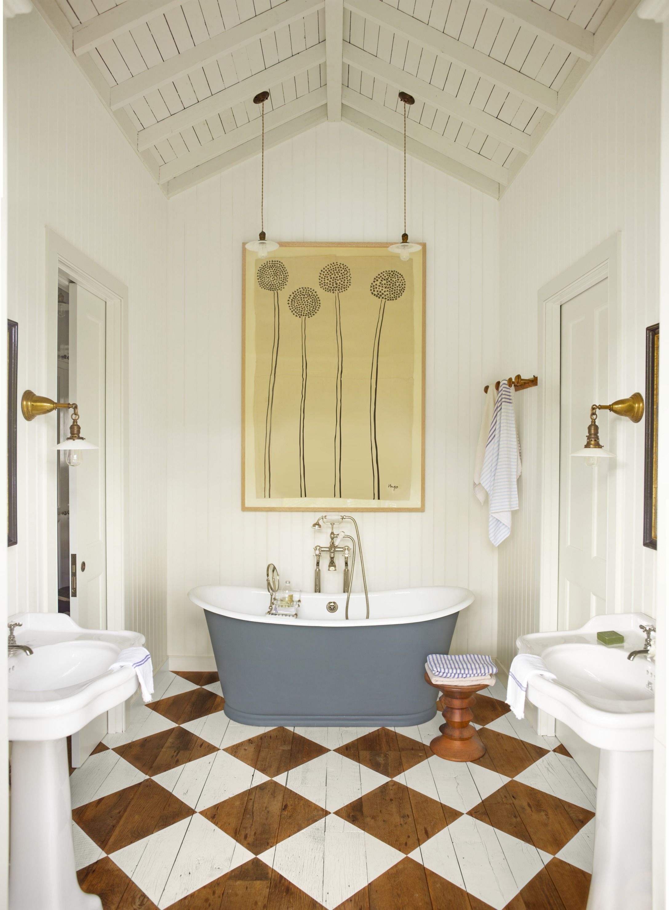 Vintage Bathroom Design - Guest Post Vintage Style Bathroom Design Ideas By Diana Smith Love French Style / The idea of one style carried through the house is out the door, he says.