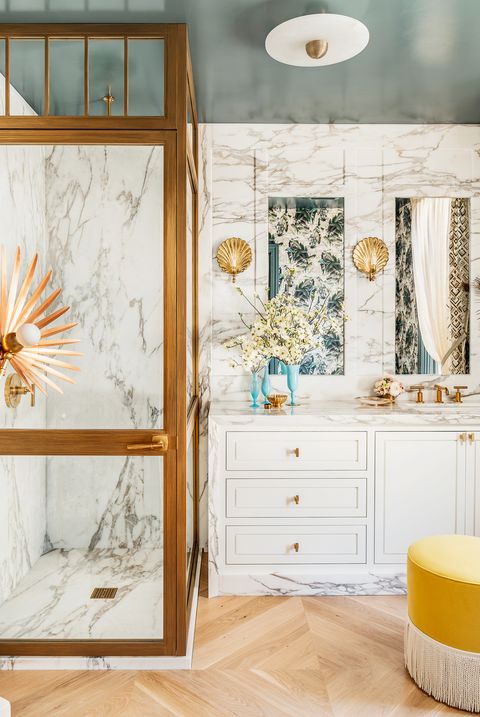 25 Tips For Decorating A Small Bathroom Bath Crashers Diy