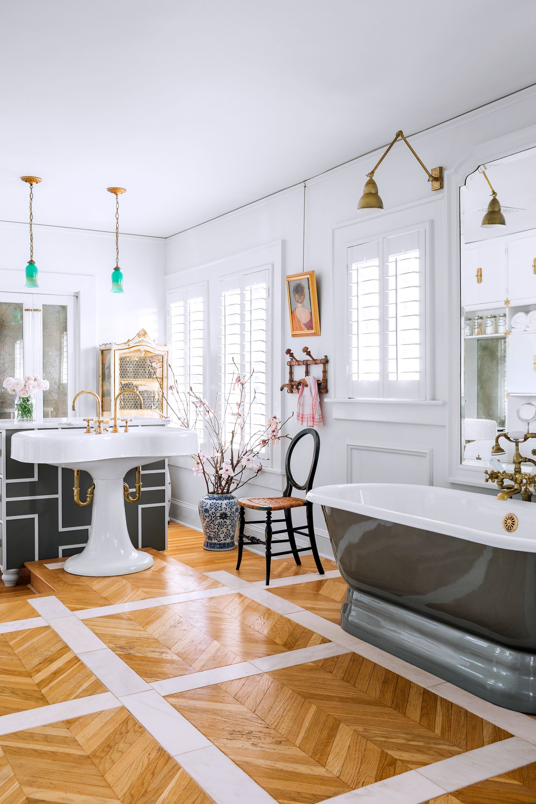 quirky bathroom lights