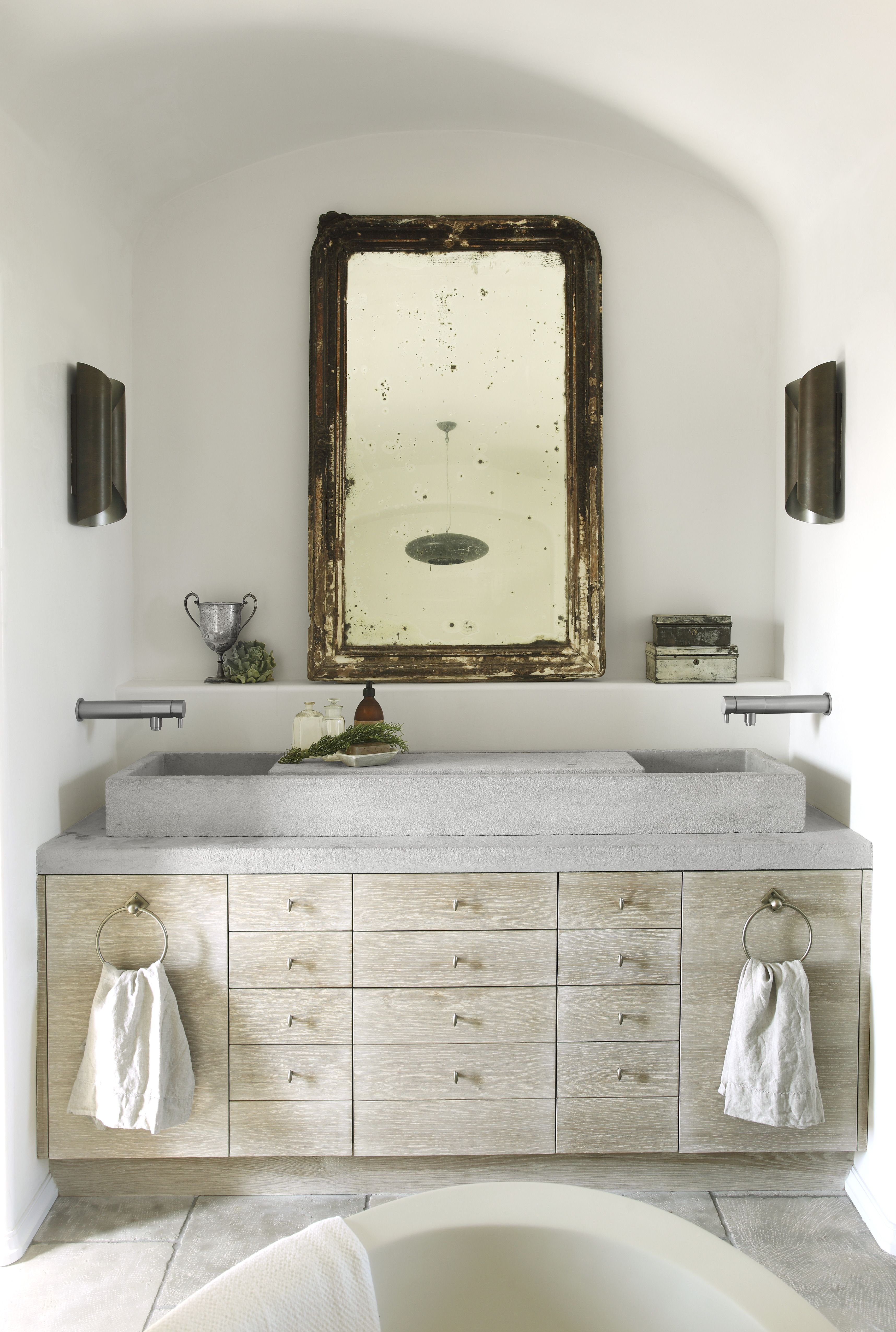 bathroom sinks with flowers