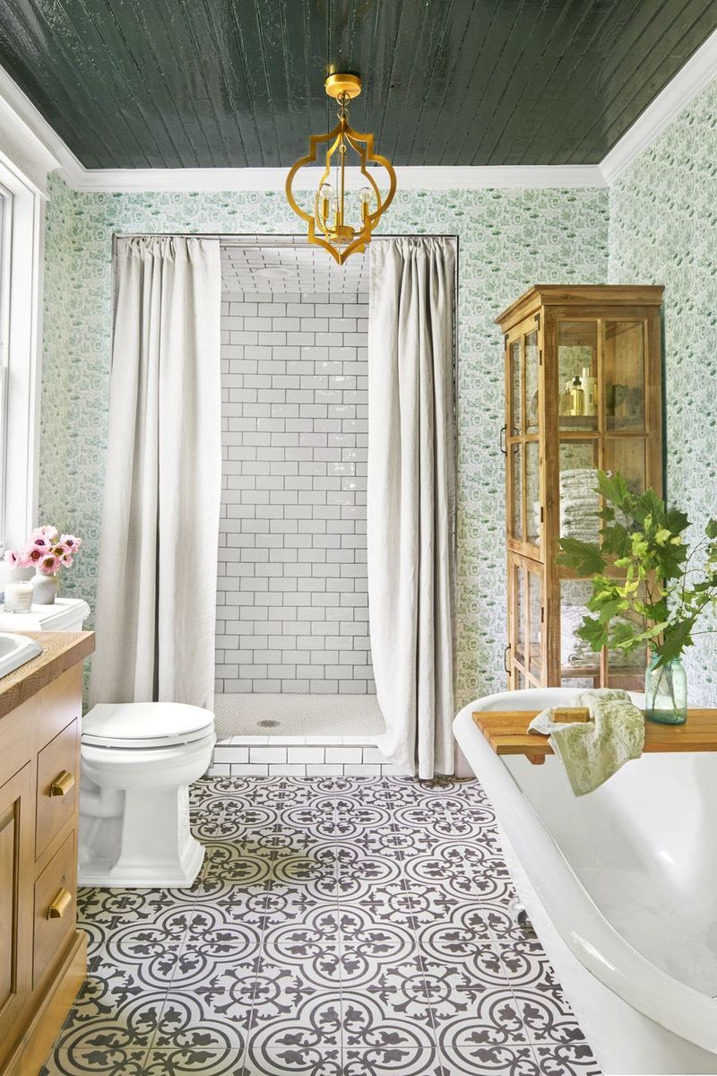 bathroom decor and tiles