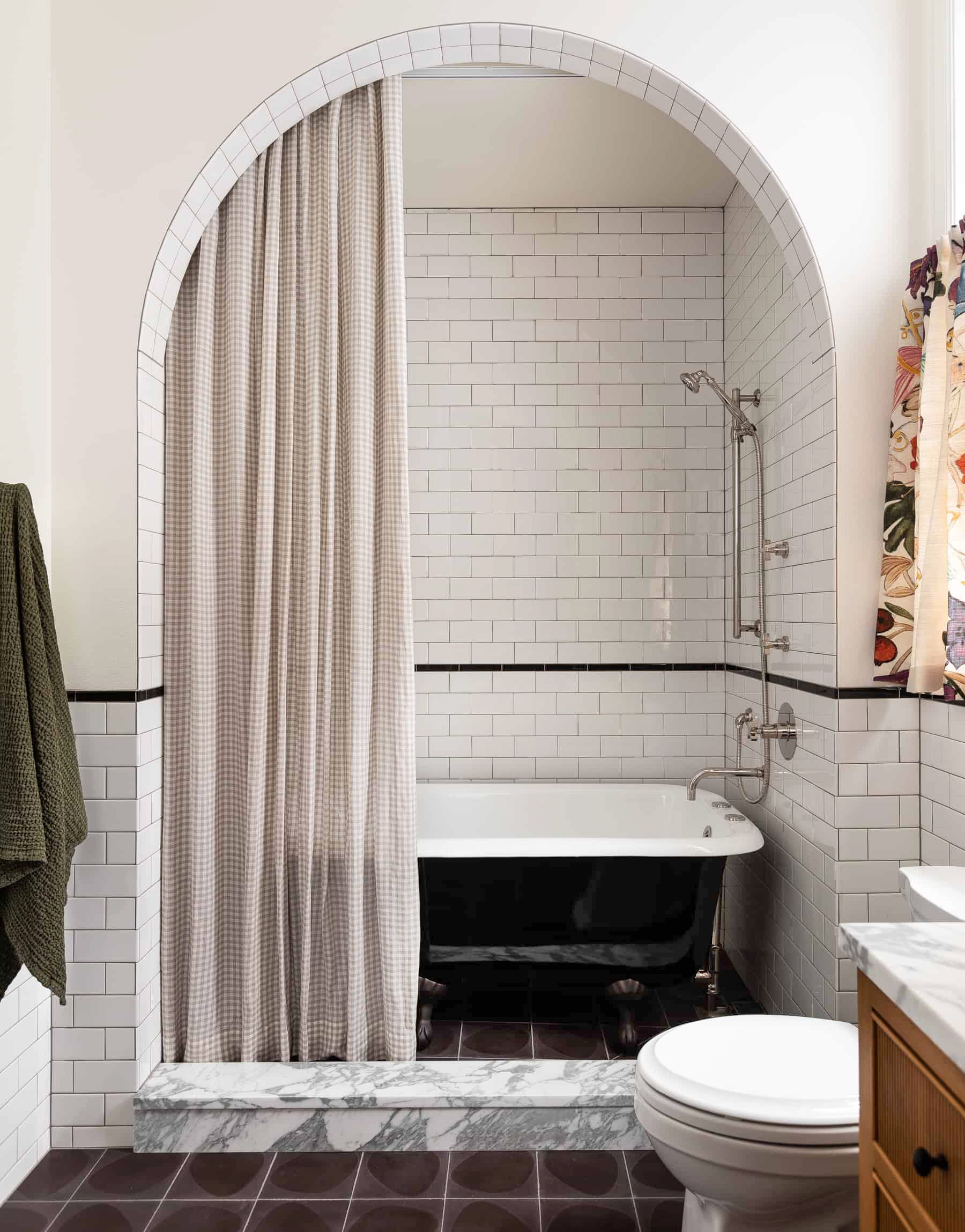 55 Bathroom Tile Ideas Bath, Pics Of Tiled Bathtubs