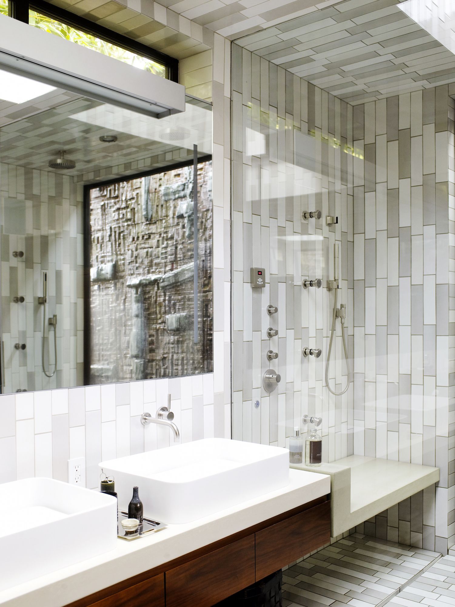 8 Best Bathroom Tile Trends, Latest Trends In Bathroom Tiles