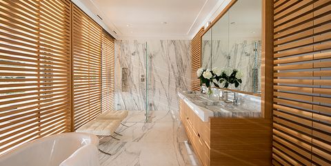 Featured image of post Luxury Beach House Bathroom