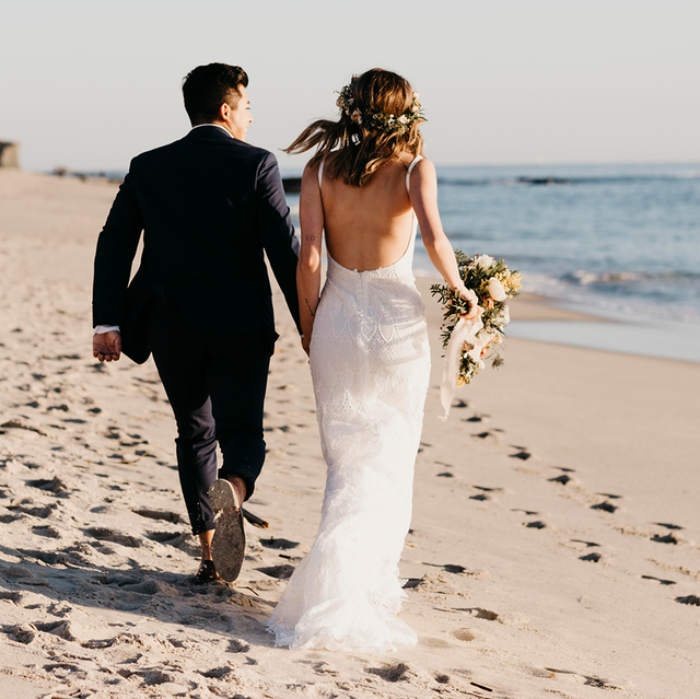 Beach wedding dresses: 27 best beach wedding dresses
