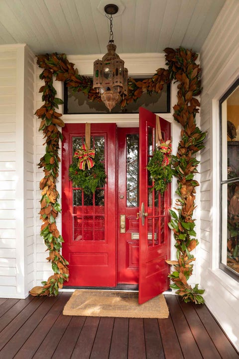 red door with garlands