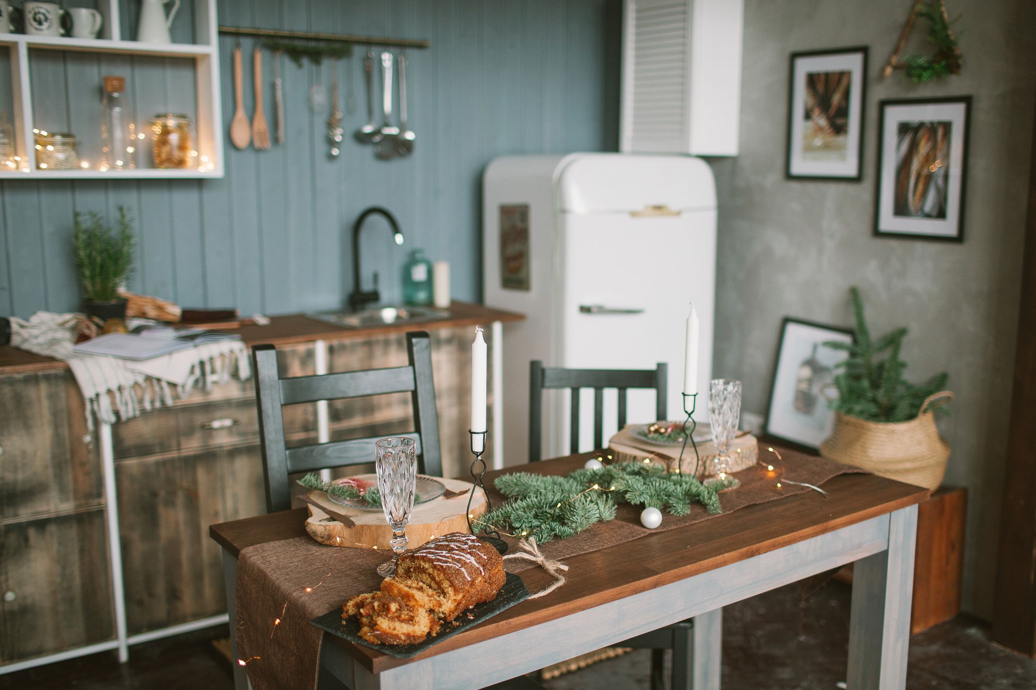 25 Christmas Kitchen Decor Ideas How To Decorate Your Kitchen For Christmas