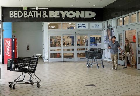 bed bath and beyond fires its ceo amid struggling sales