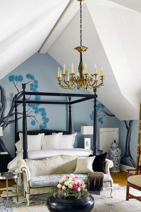 15 Bedrooms With Statement Ceilings Stunning Ceiling Designs