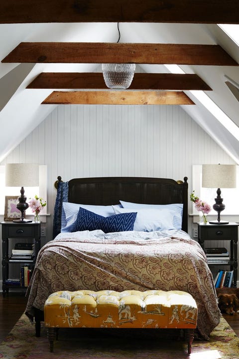 15 Bedrooms With Statement Ceilings Stunning Ceiling Designs