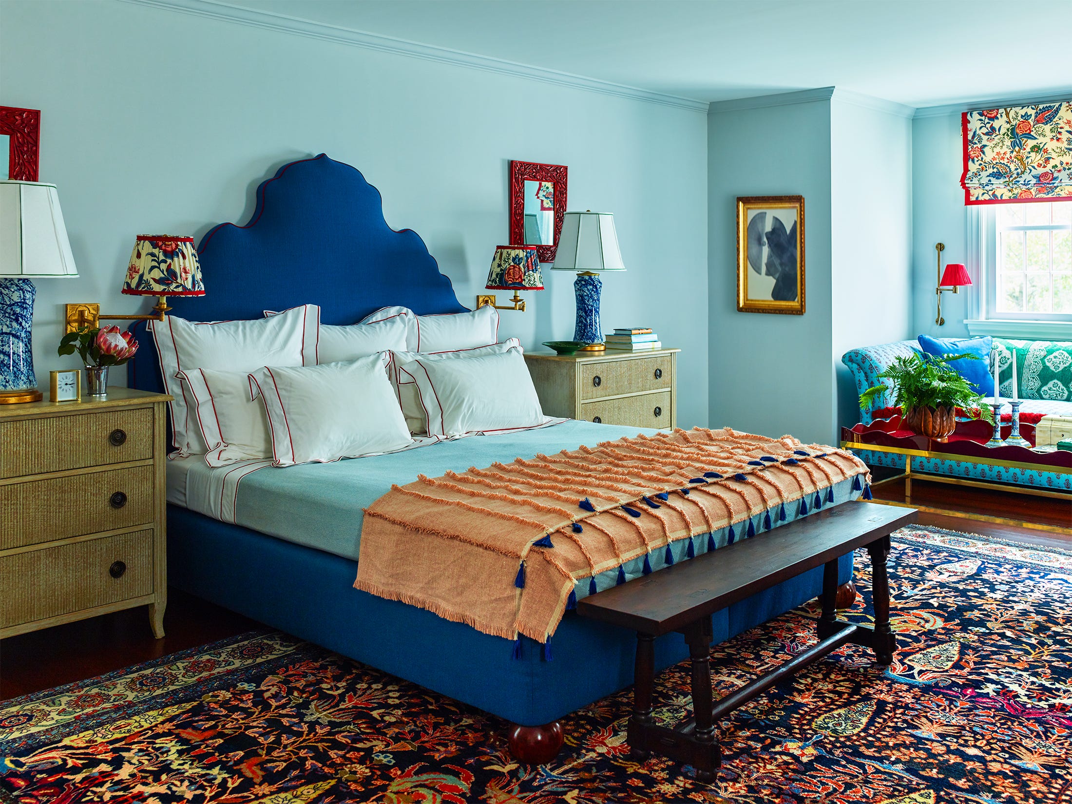 28 Lovely Bedroom Colors That'll Make You Wake Up Happier