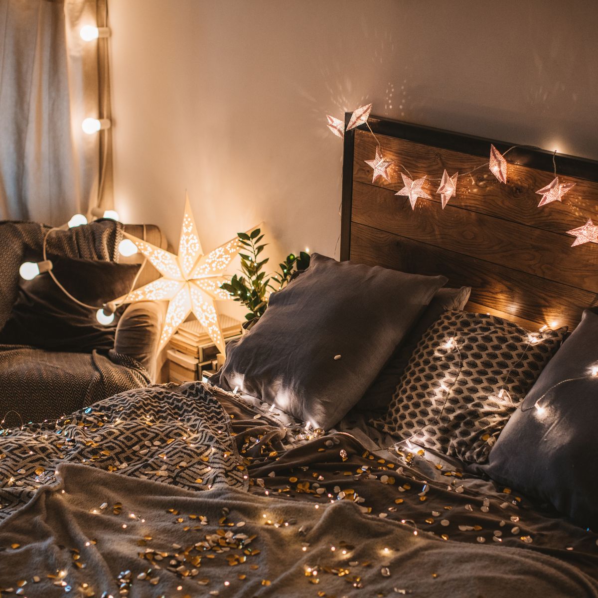 fairy lights inspiration: lights for the bedroom