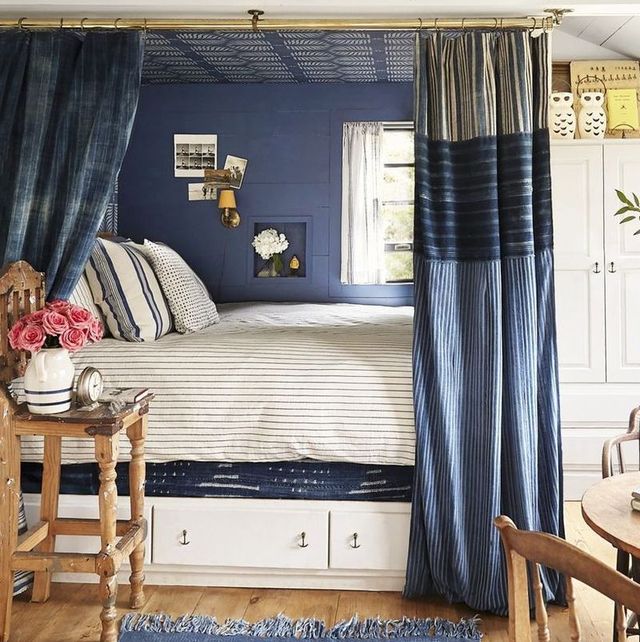 55 Easy Bedroom Makeover Ideas Diy, Diy Mirror Ideas For Small Bedroom