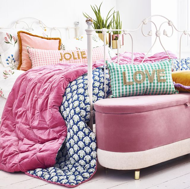 How To Create A Stylish Bed Scheme At Home, King Size Bed Throws Argos