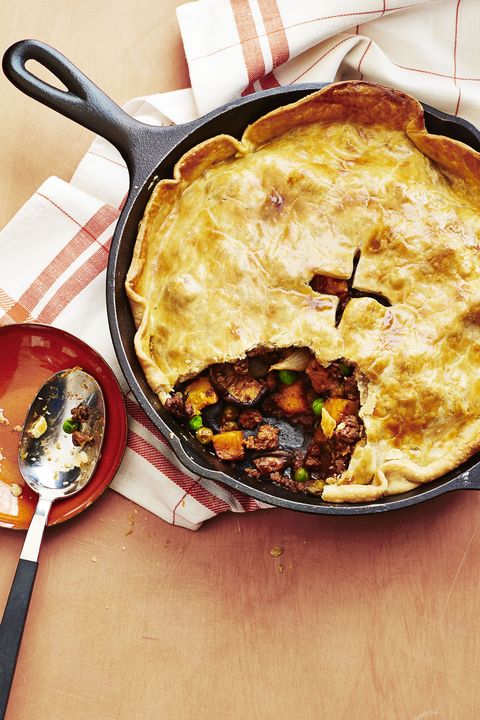 Beef And Stout Skillet Pie 1529689411 ?crop=0.9990732159406858xw 1xh;center,top&resize=480 *