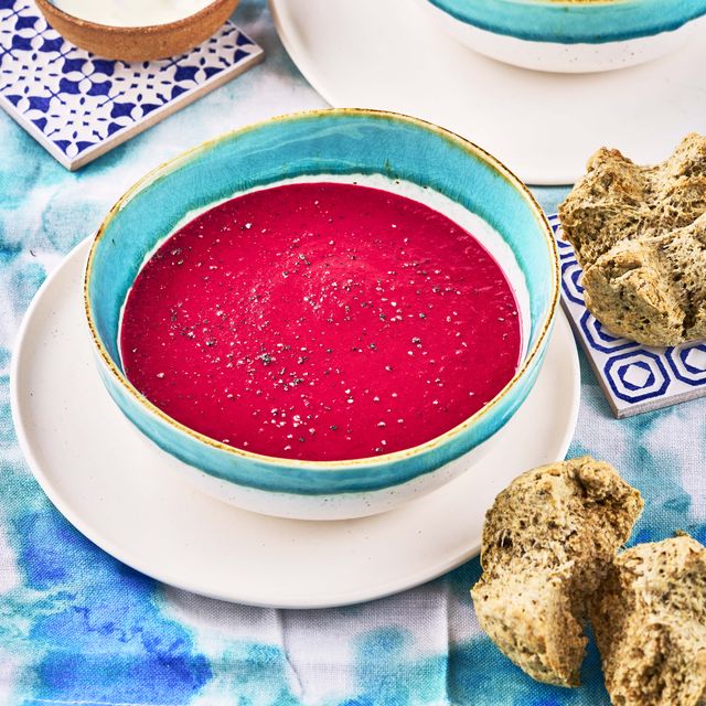 cheap meal recipes beetroot soup with rye rolls