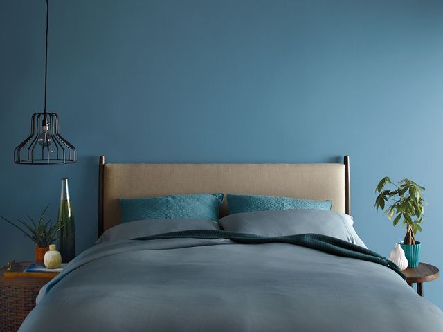 18 Best Bedroom Paint Colors According To Designers 2019 - Best Paint Colors For Large Master Bedroom