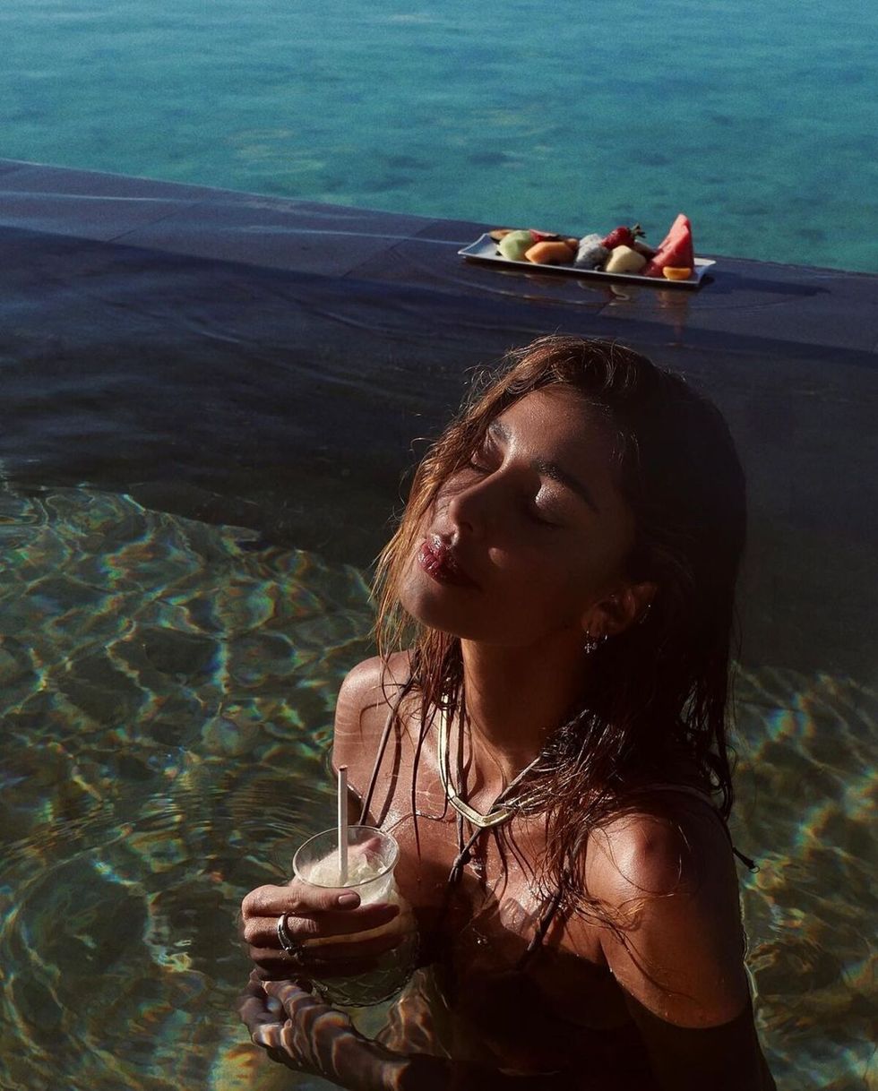 1 - I capelli di Belén Rodríguez dopo le Maldive ci fanno venire voglia di colpi di sole