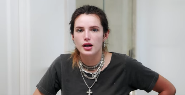 Teacher Porn Bella Thorne - Bella Thorne's Fans Are Horrified By Her Nightly Skincare Routine