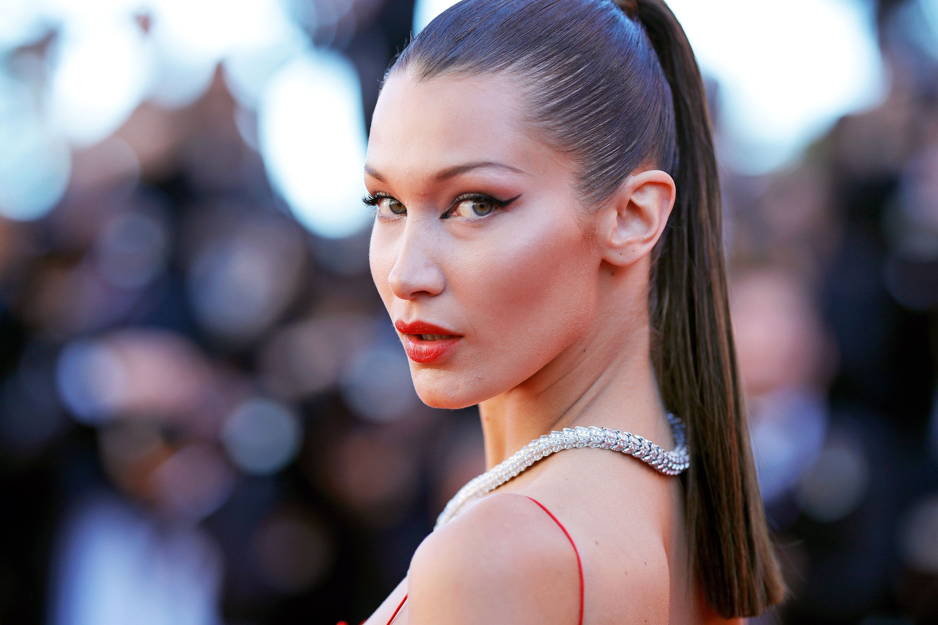Bella Hadid Just Dyed Her Hair Blonde For Summer 2019