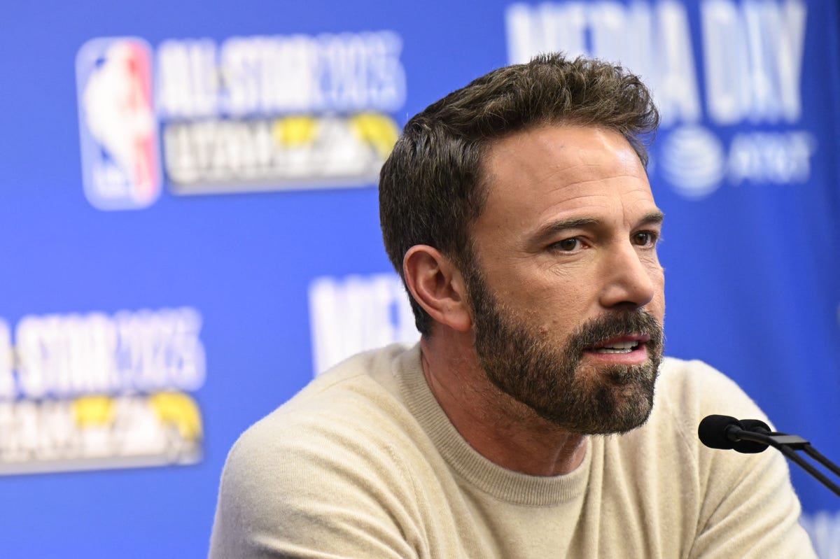 The reason why Ben Affleck rules out directing for DC