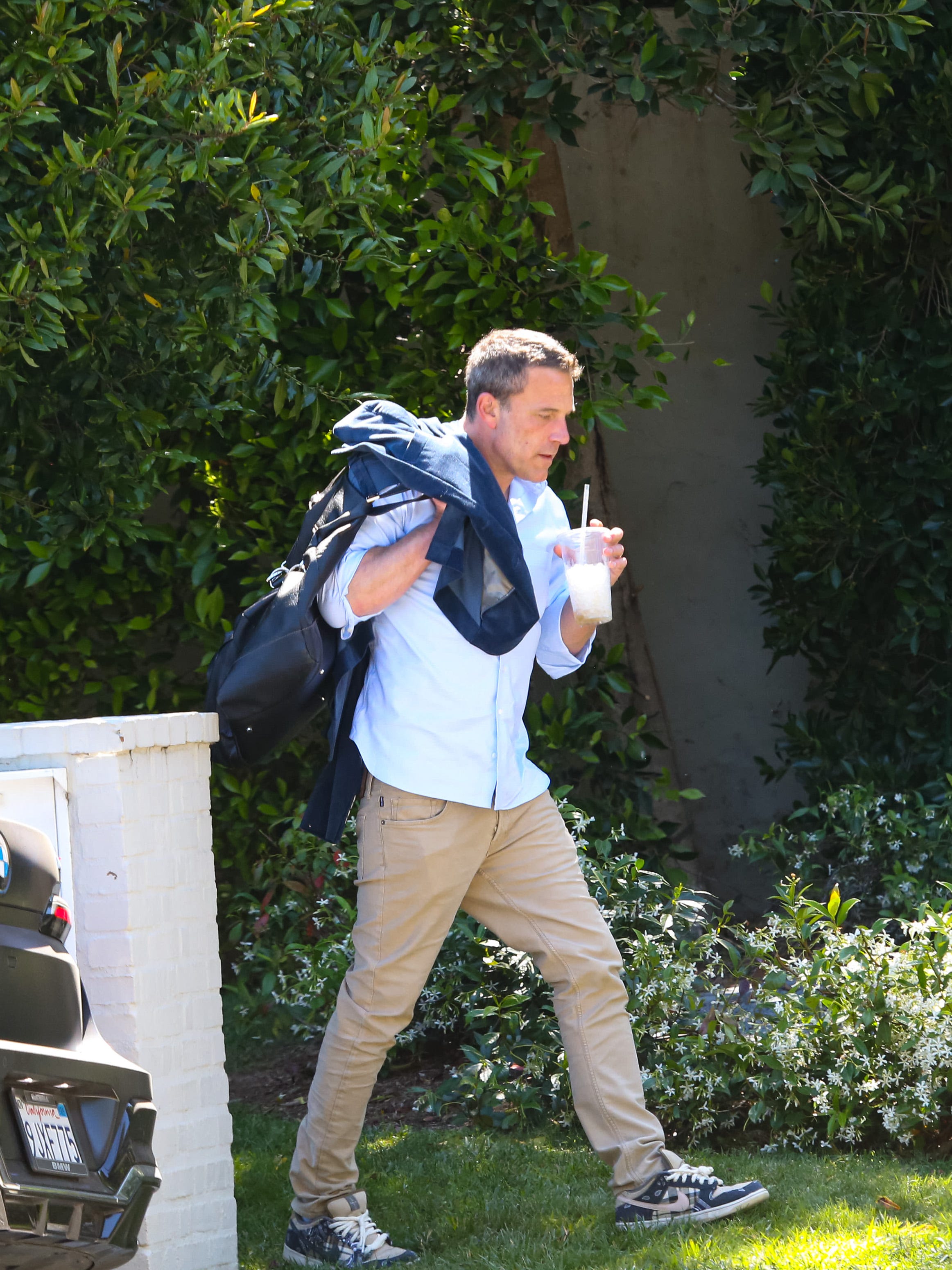 Ben Affleck Was Spotted Moving Out of His Bachelor Pad Rental...