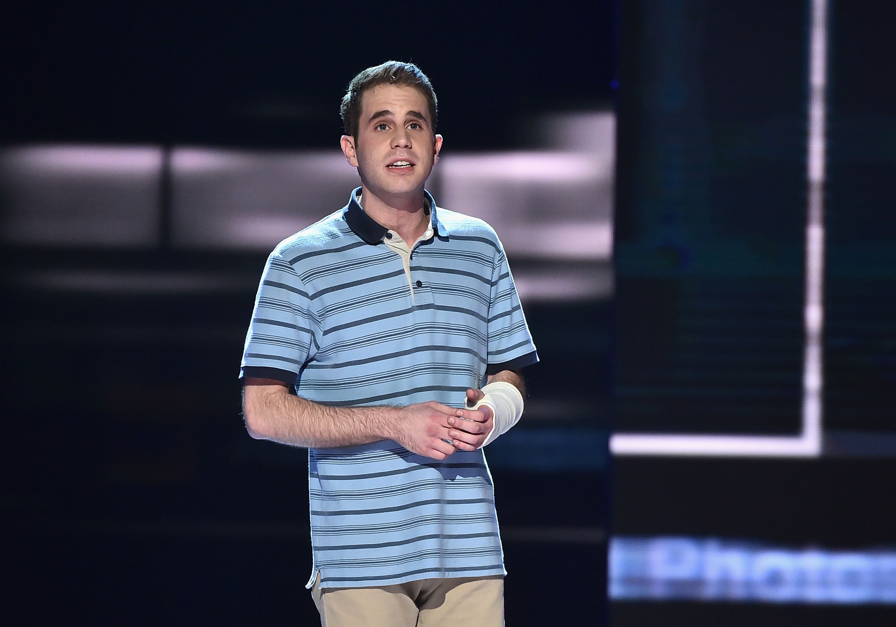 Everything We Know About The Dear Evan Hansen Movie News Spoilers Cast Release Date