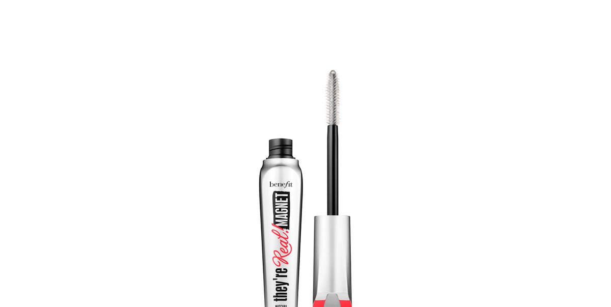 The new Benefit mascara leaves the lashes very long