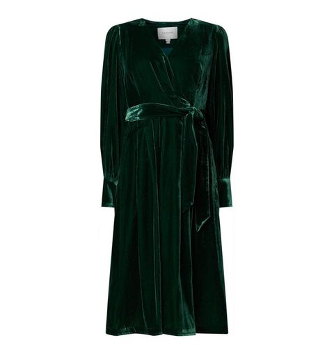 Clothing, Dress, Green, Day dress, Sleeve, Velvet, Robe, Outerwear, Gown, Cocktail dress, 