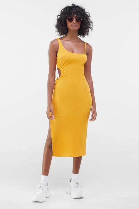 Bershka anuncia la primavera con este vestido Bershka anuncia la primavera con este vestido