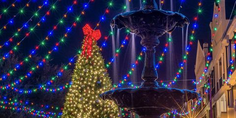38 Best Christmas Light Displays in the U.S. - Holiday Light Shows Near Me