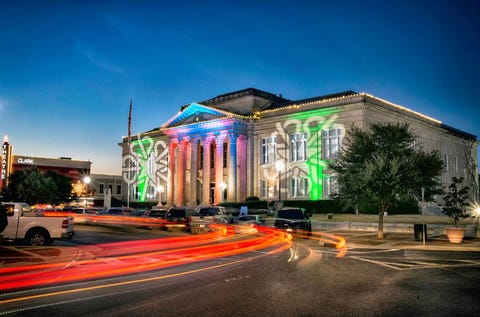 30 Best Christmas Towns In Usa America Best Christmas Towns In Usa Candyland