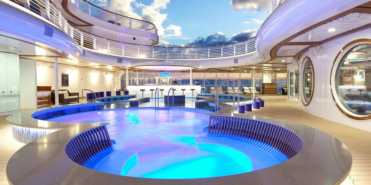 Best Cruiselines For Adults