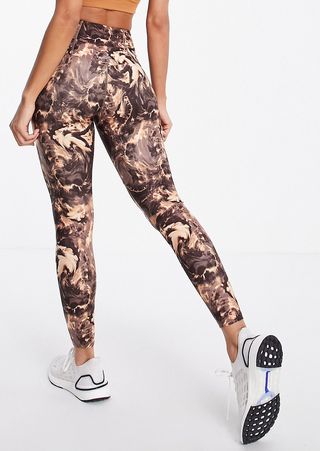 We Went On A Quest To Find Non-See-Through Workout Leggings—Here's What We  Discovered