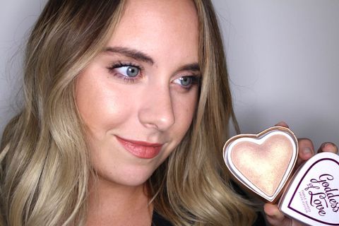We review the best face highlighters in the UK