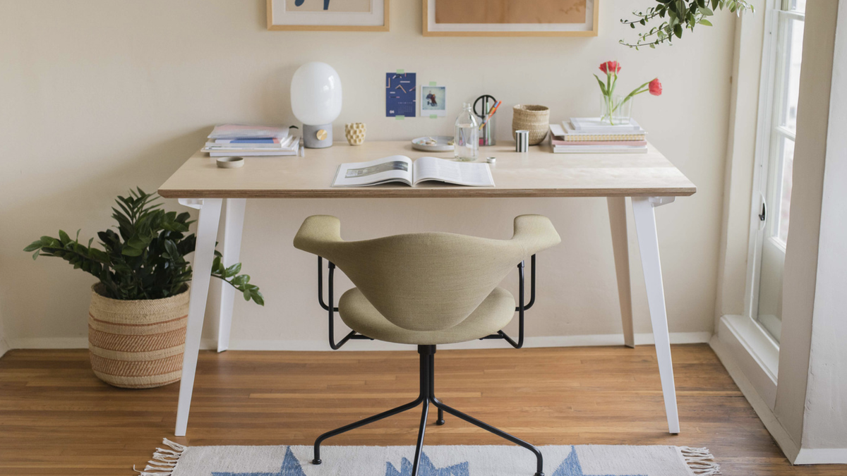 The Best-Looking Desks to Deck Out Your Home Office