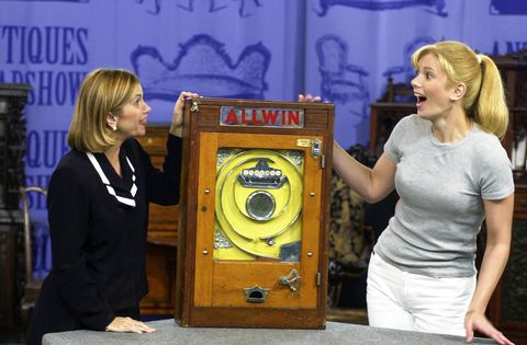 390703 04 tara finley, left, an appraiser on chubb''s antiques roadshow television show tells sue dale that her penny arcade machine from the 1920''s is worth $700, june 16, 2001 during filming in miami the popular show attracted more than 6,000 people who brought in antiques and collectibles to be appraised photo by tim chapmangetty images