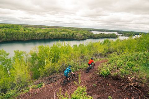 mountain biking for beginners best destinations