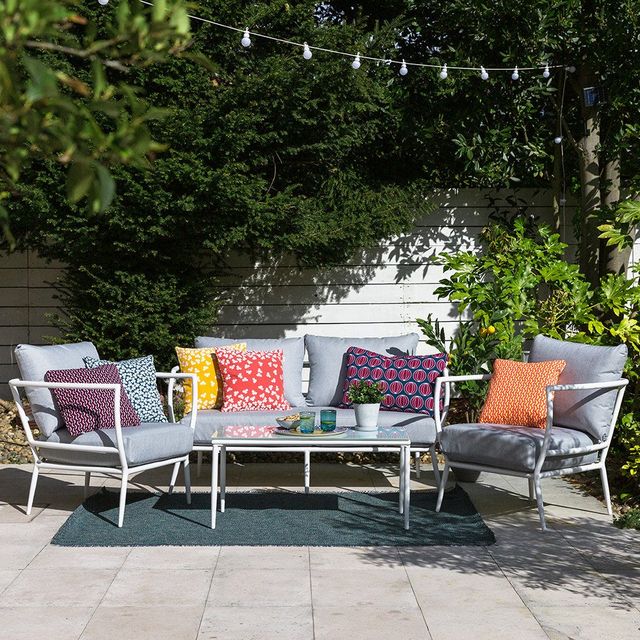 16 Outdoor Cushions To Spruce Up Your, Best Garden Furniture Reviews Uk