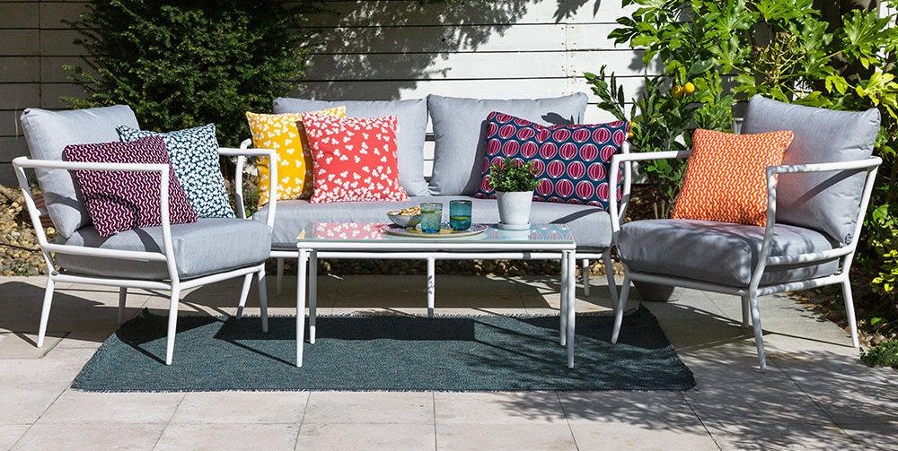 16 Outdoor Cushions To Spruce Up Your, Royal Blue Dining Room Chair Cushions Uk