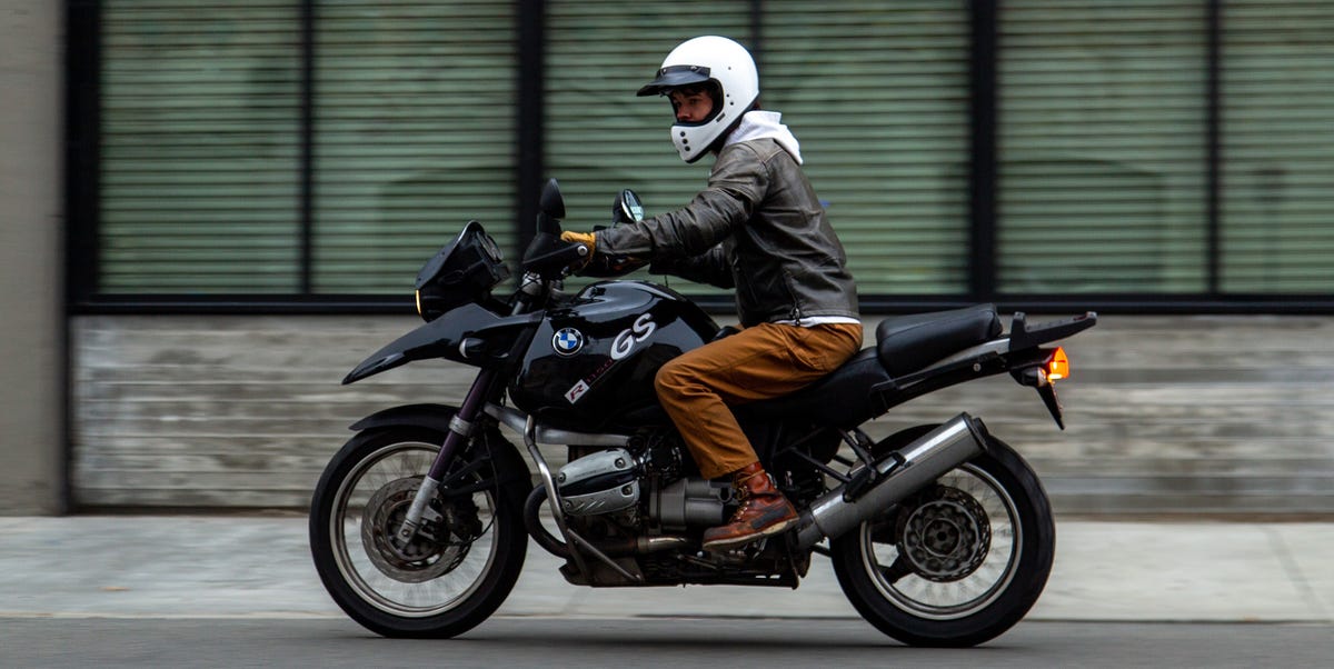 The Best Vintage-Style Motorcycle Helmets You Can Buy