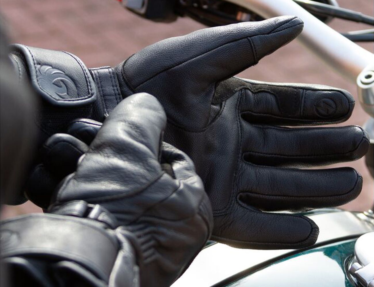  BORLENI Winter Motorcycle Gloves Waterproof Motorcycle Riding  Gloves Warm Windproof Motorcycle Gloves for Men Women : Automotive