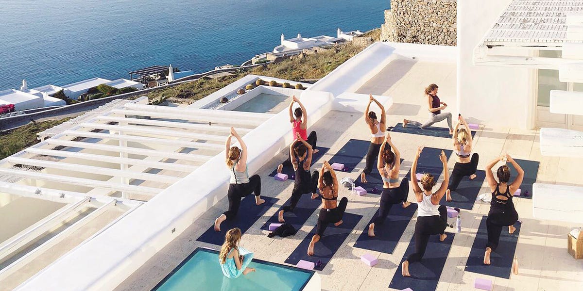 15 Best Yoga Retreats Around the World - Cool Yoga Retreats to Book in 2018